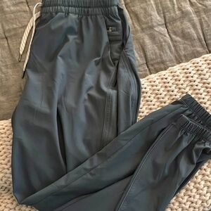 Vuori Joggers